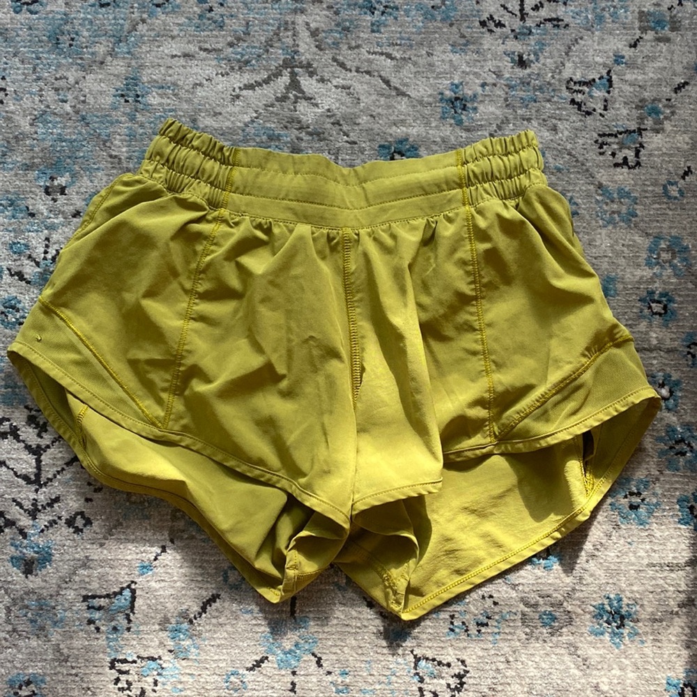 Hottie hot shorts 2.5”